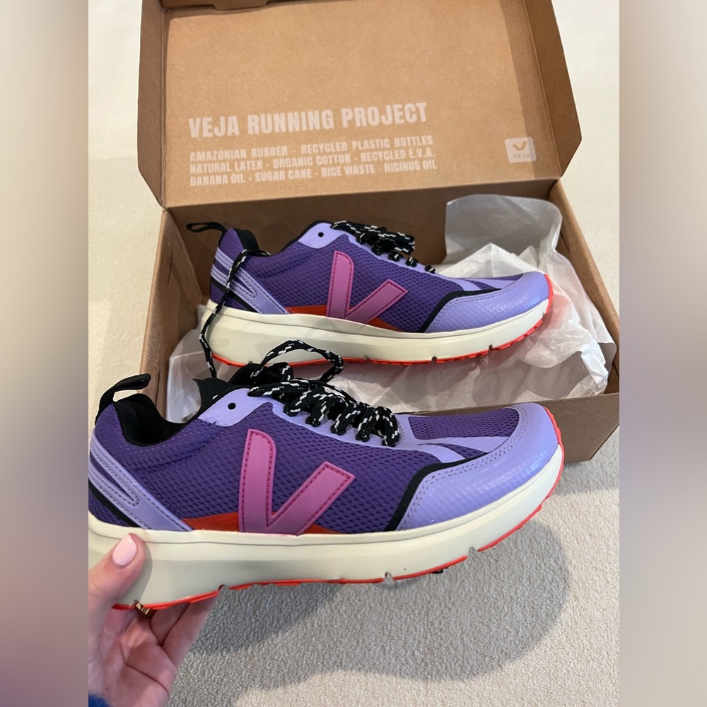 VEJA CONDOR 2 ALVEOMESH PURPLE ULTRAVIOLET size 7.5 or 39 women’s
